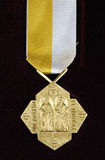 Pro Ecclesia et Pontifice Cross awarded to Richard C. Leach
